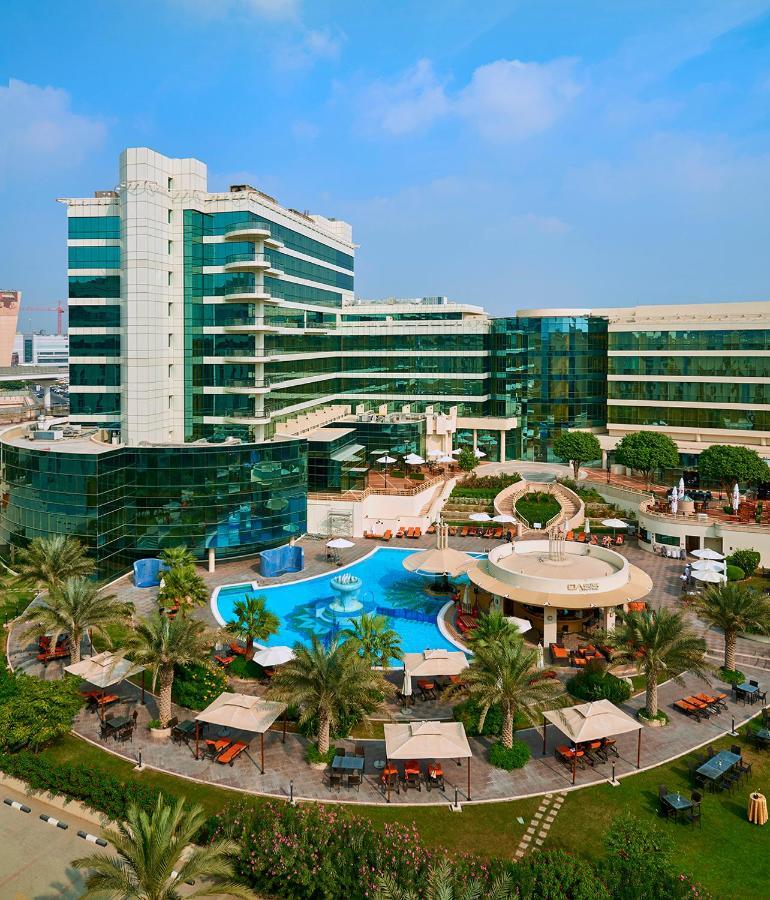 Millennium Airport Hotel Дубай Экстерьер фото